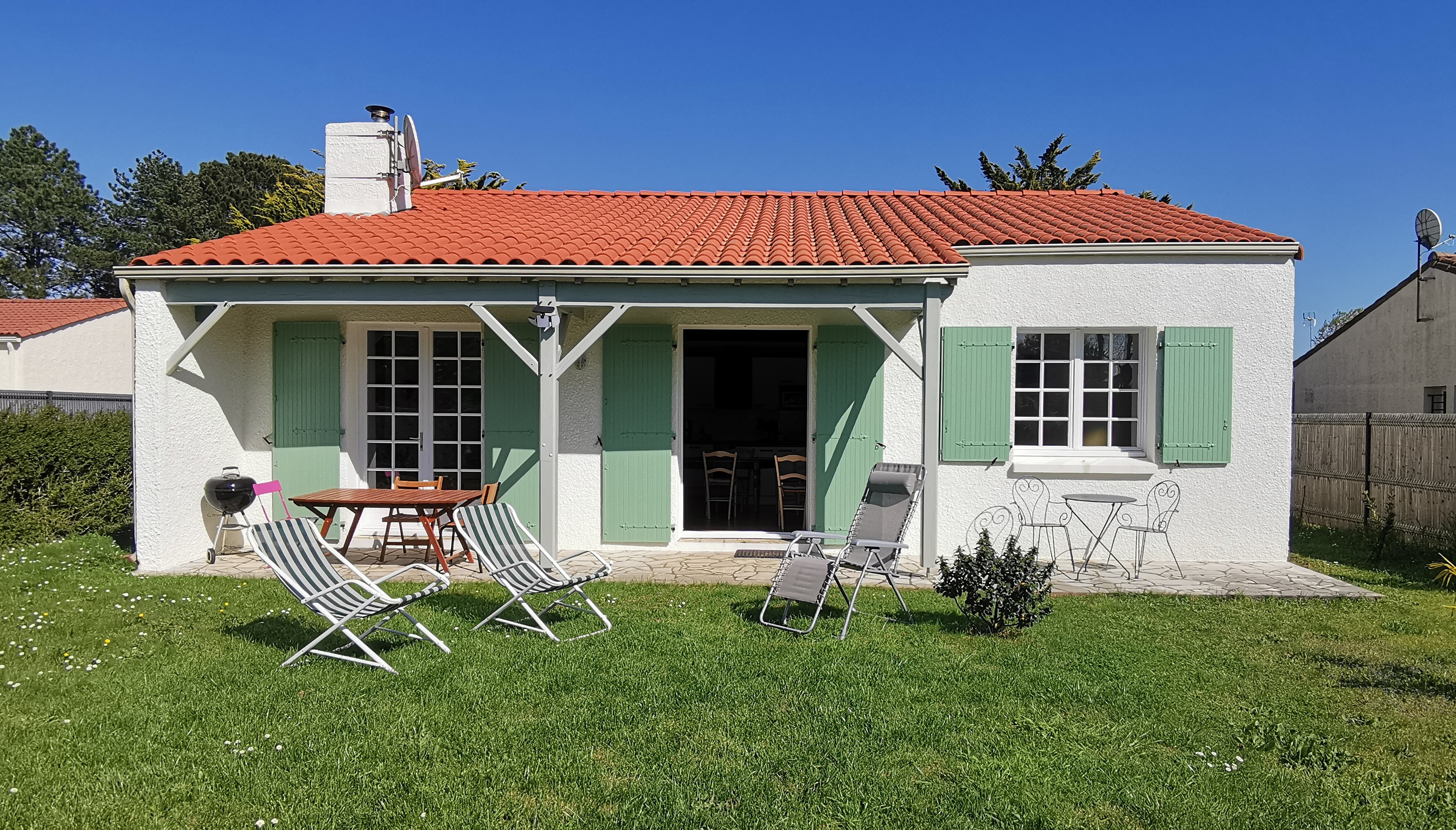 Maison rénovée pour 6 personnes à 700m de la Plage du Bouil !